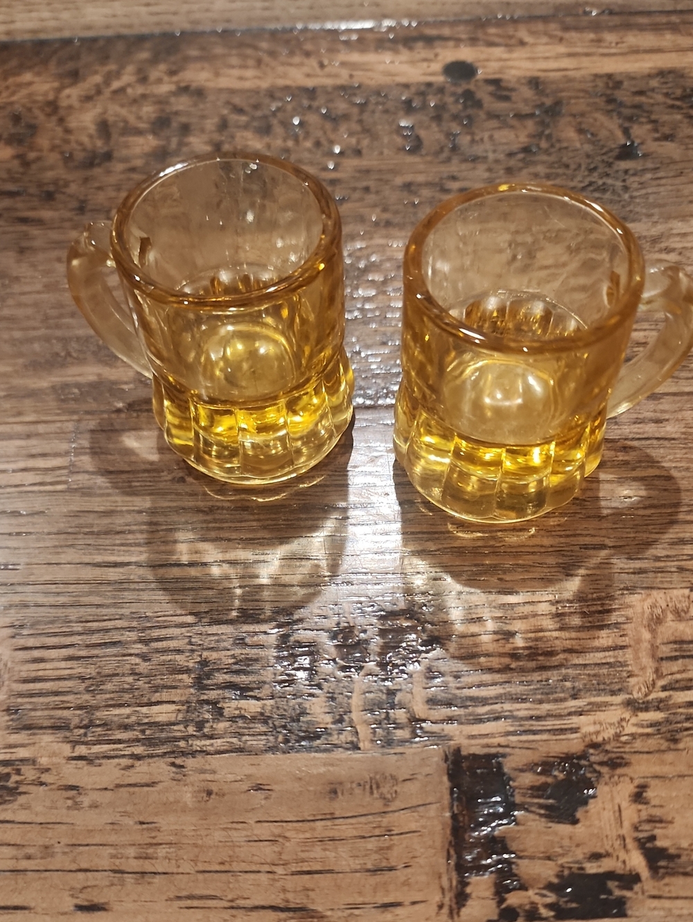 Amber Glass Mini Beer Mug Set - Home Kitchen